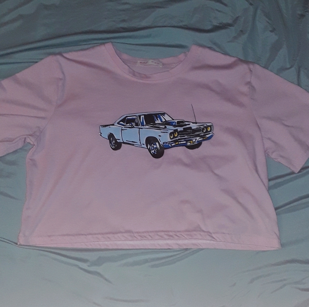 US Women's Size Large, Light Pink Cropped Shirt.